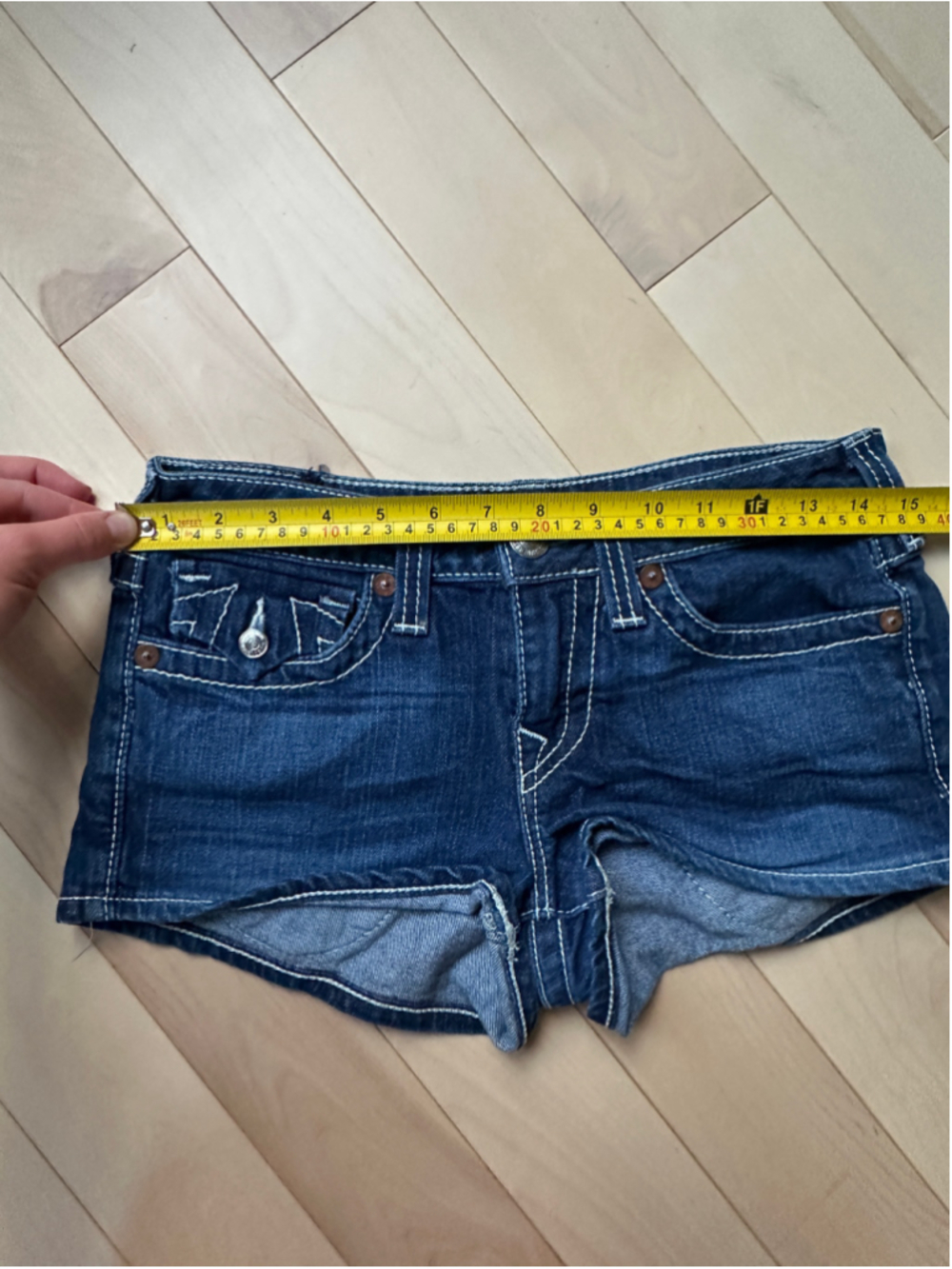 True Religion Joey Low Rise Denim Micro Shorts Made in USA Size 28 - Picture 4 of 7